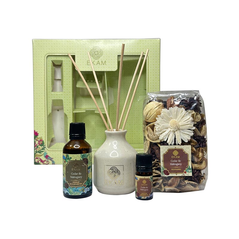 Cedar & Mahogany Reed Diffuser & Potpourri Gift Set