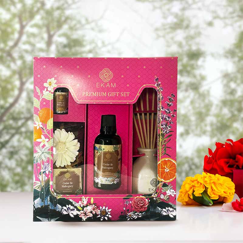 Reed Diffuser & Potpourri Gift Set | Cedar & Mahogany Scent