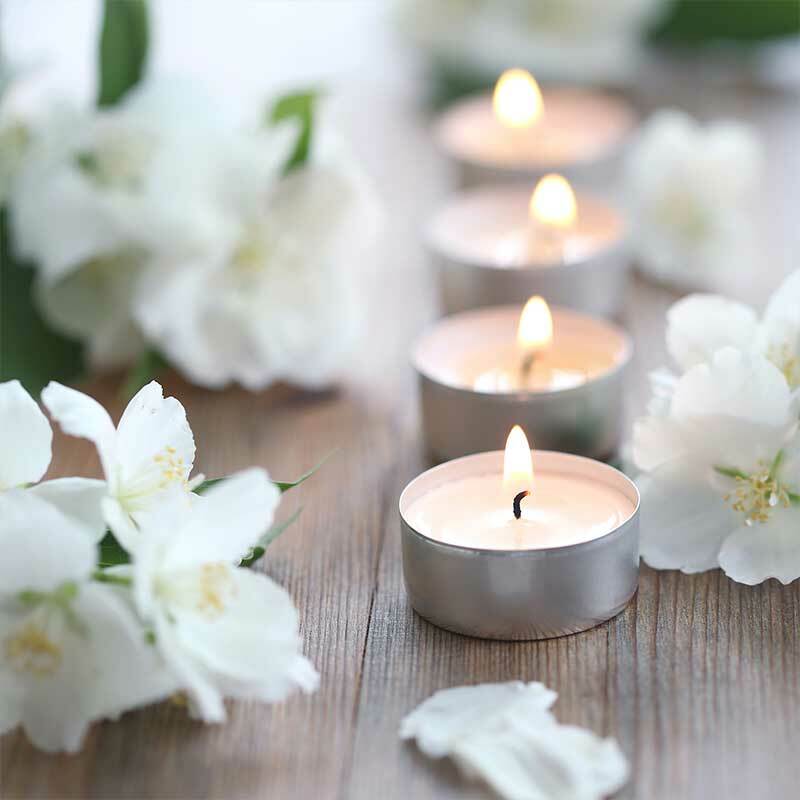 Pack of 6 Tea Light Candles | Cedar & Mahogany Scent