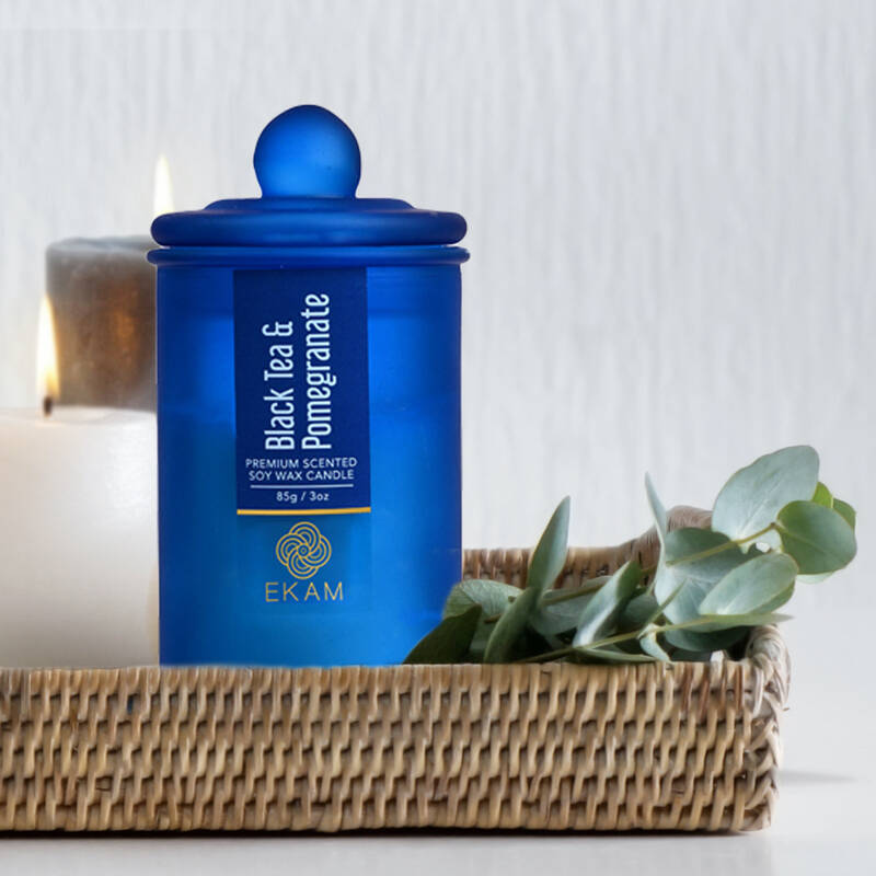 Black Tea & Pomegranate Apothecary Jar Scented Candle