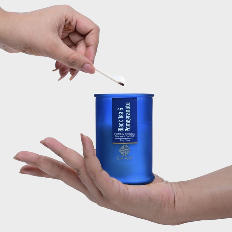 Black Tea & Pomegranate Apothecary Jar Scented Candle