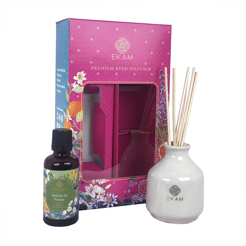 Jasmine &amp; Freesia Reed Diffuser Gift Set