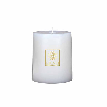 Vanilla Scented Pillar Christmas Candle (218 g)