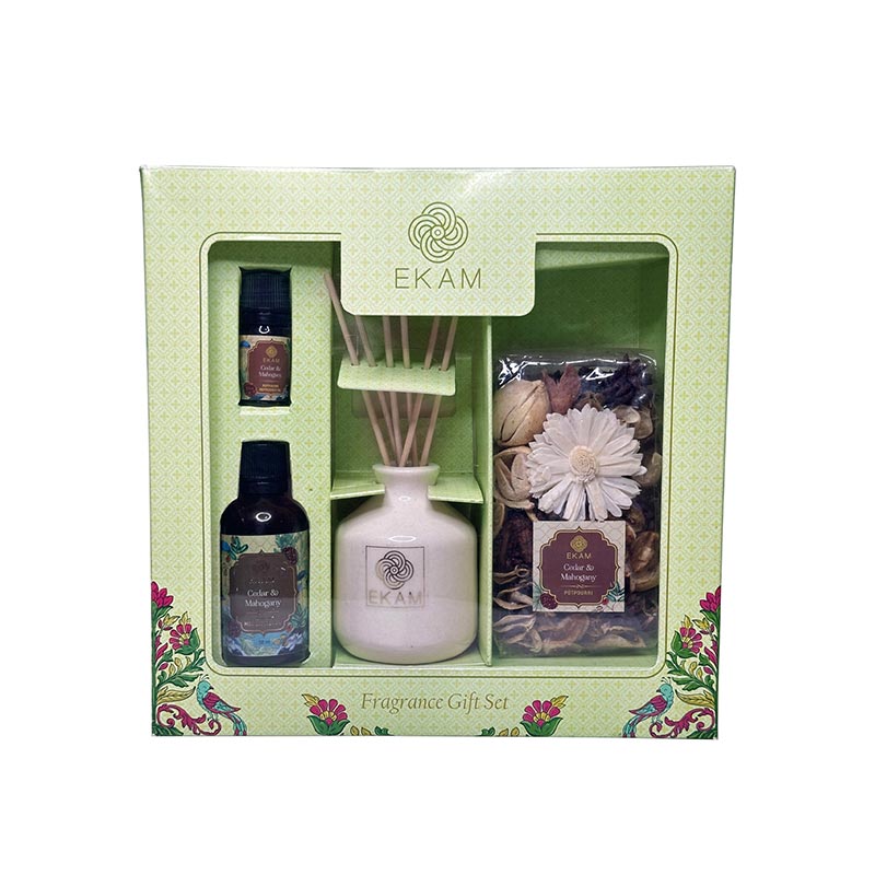 Cedar &amp; Mahogany Reed Diffuser &amp; Potpourri Gift Set