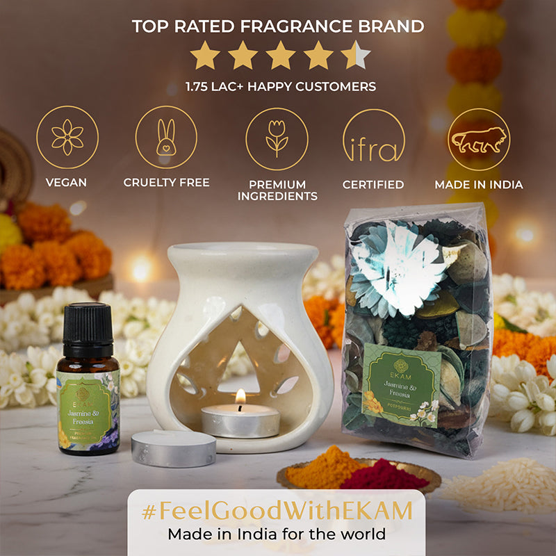 Jasmine &amp; Freesia Ceramic Oil Warmer &amp; Potpourri Gift Set