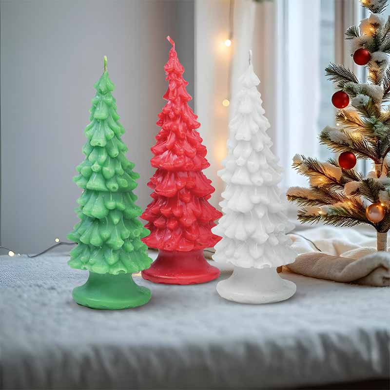 Vanilla Peppermint Scented Christmas Tree Candle (90 g)