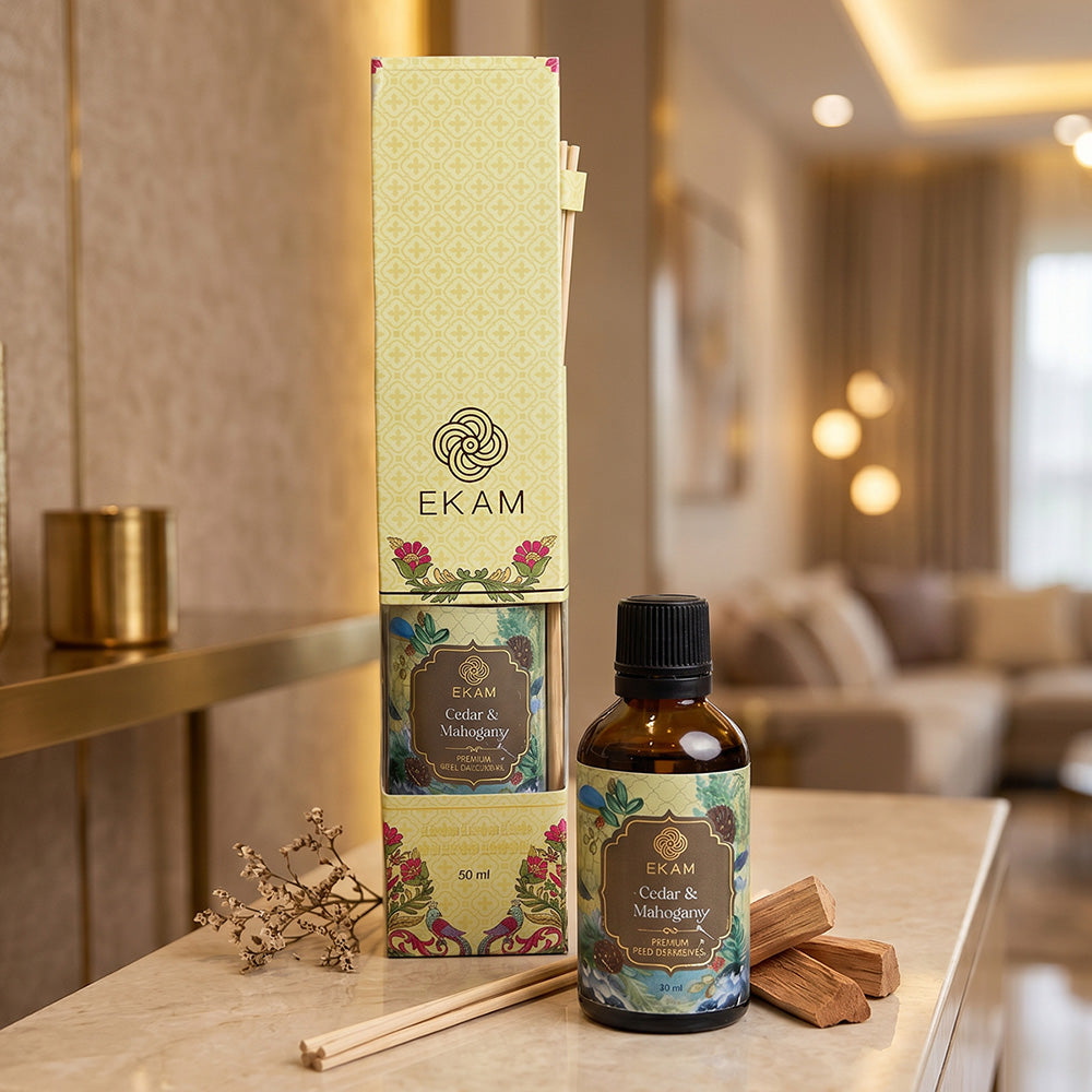 Cedar &amp; Mahogany Reed Diffuser 50 ml Refill Oil Gift Box