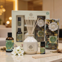 Jasmine & Freesia